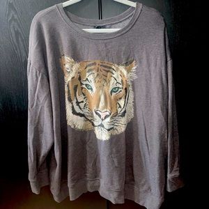 Torrid Gray Sweater with Tiger Head Design (Plus Size)
